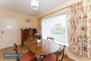 Dining Room- click for photo gallery